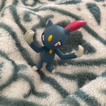 Figurine Pokémon farfuret