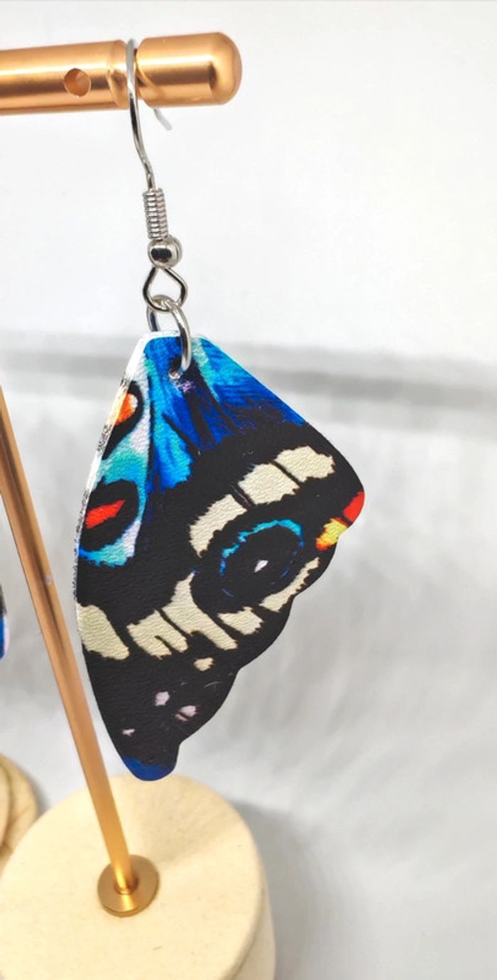 Boucles d'oreilles pendantes - photo numéro 3