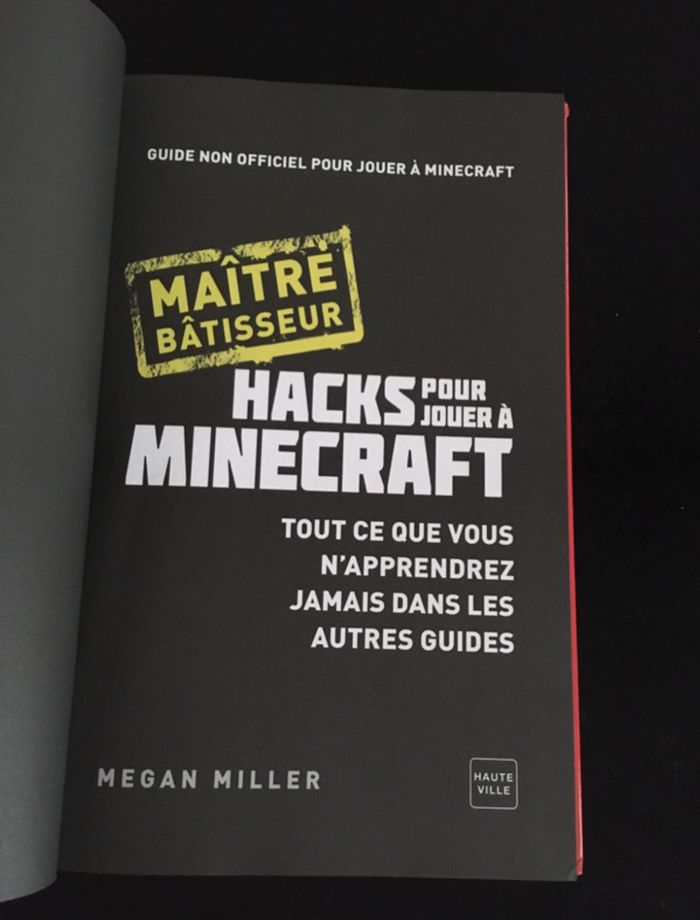 lot Minecraft : livres et porte clef - photo numéro 8