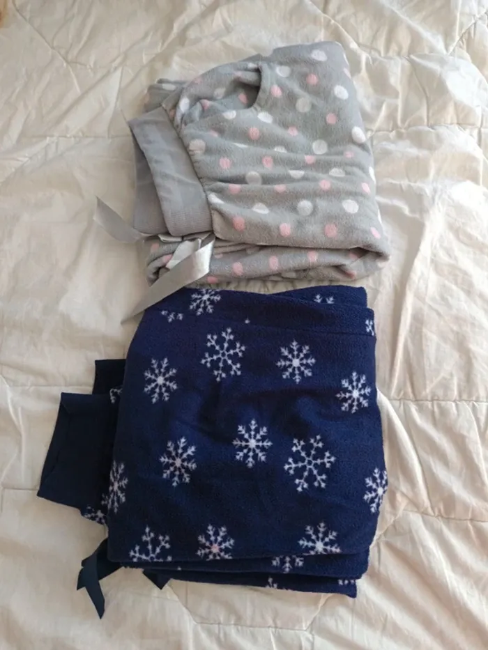 2 pantalons polaires XL