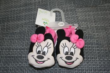 chaussons minnie rose 6-9 mois / 18