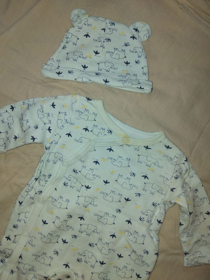 Pyjama taille 1 mois - photo numéro 2