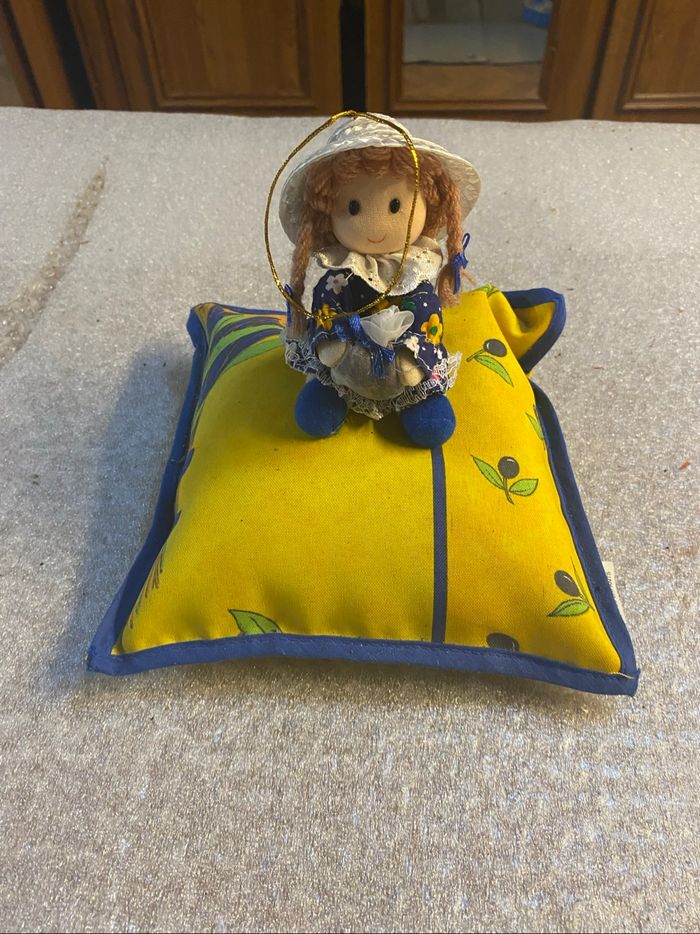 Coussin poupée