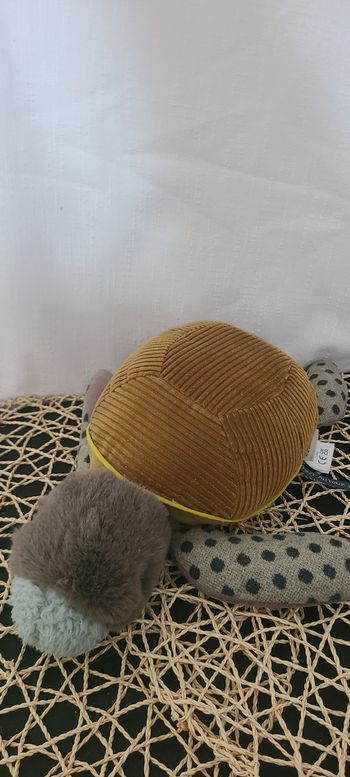 Tout autour du monde Peluche  tortue moulin roty