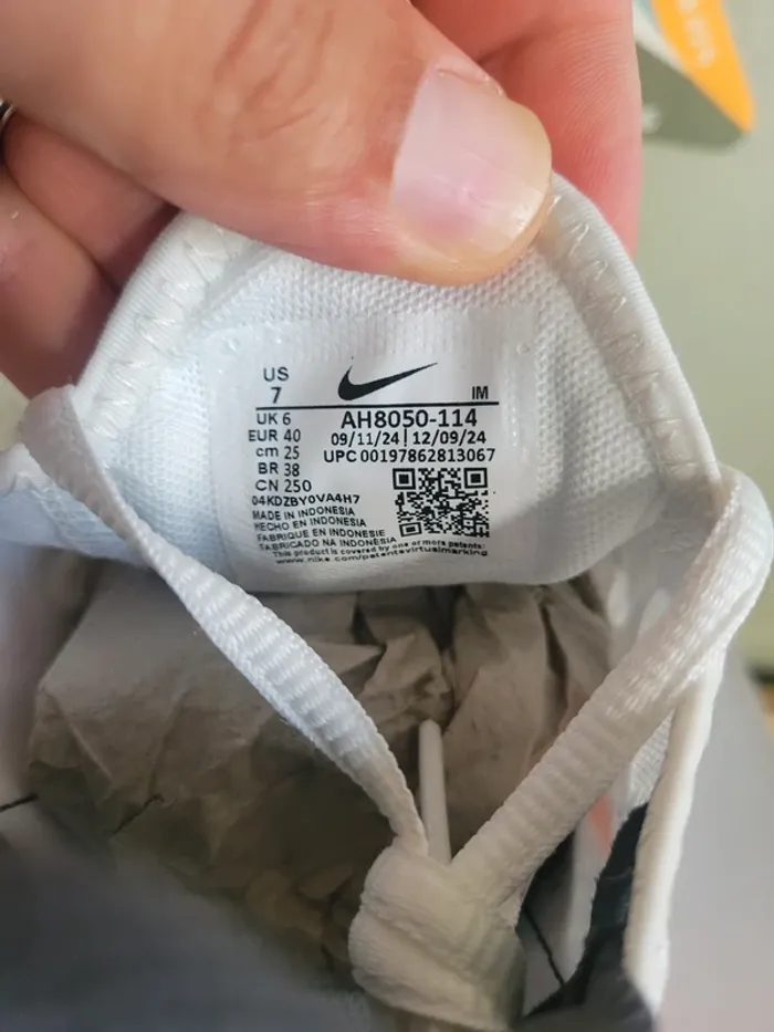 Nike Air Max 270 T40 100% Authentique - photo numéro 9