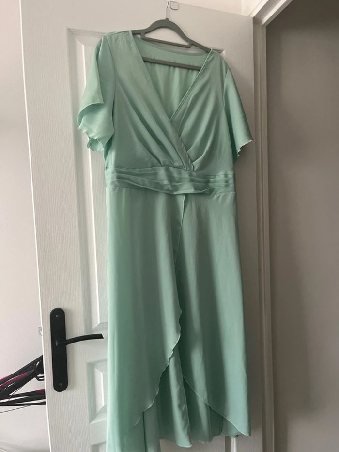 Robe femme 2 XL très bon état shein curvy