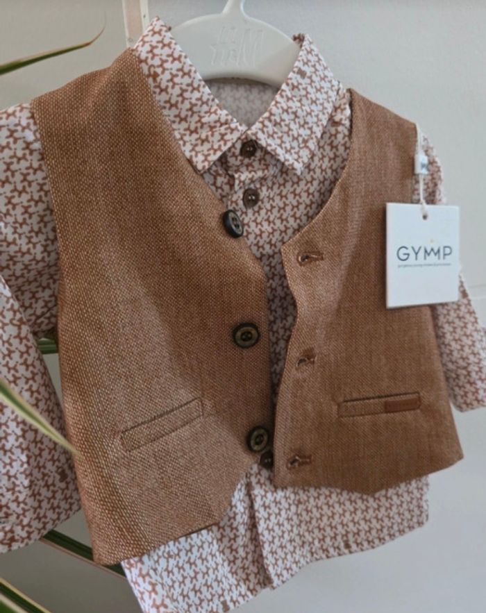 Chemise et gilet de costume - photo numéro 2