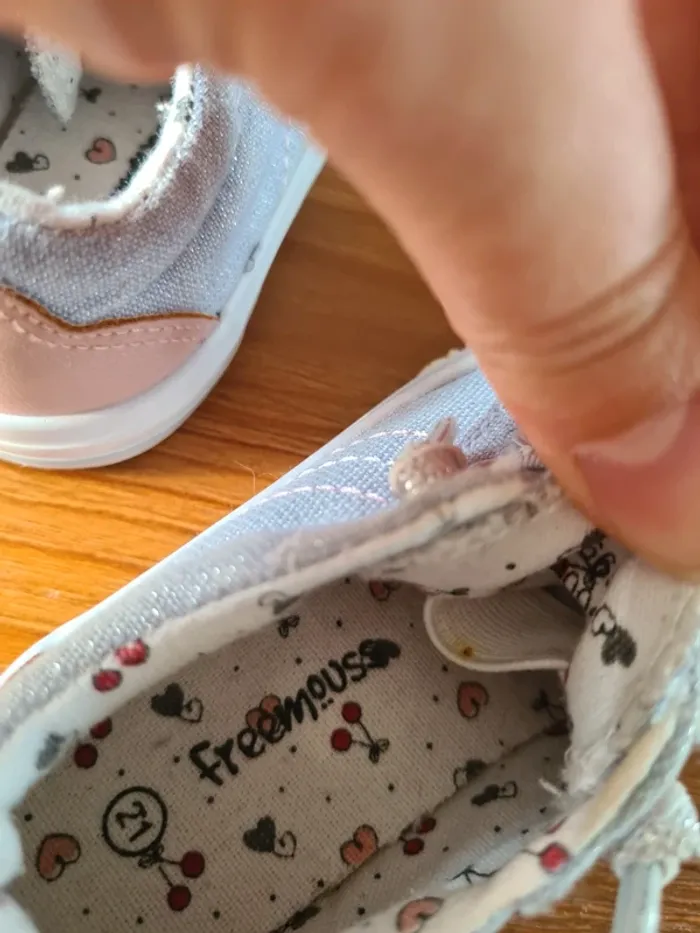 Baskets frimouss Taille 21 - photo numéro 4