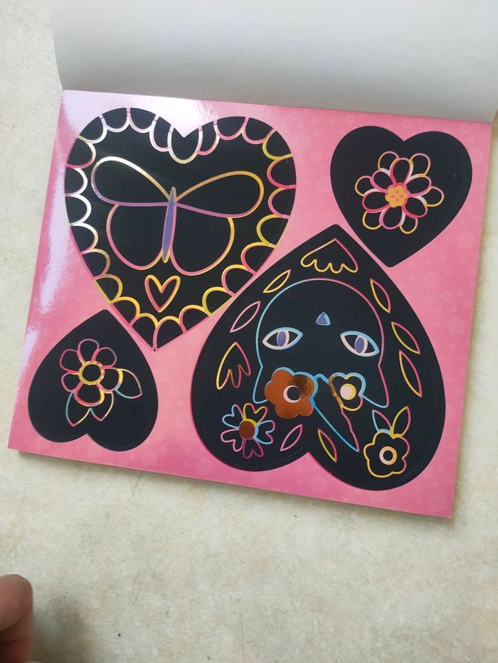 Kit créatif «Les Ateliers Créa –cartes à gratter, guirlandes & petites décos 7 ans - photo numéro 4