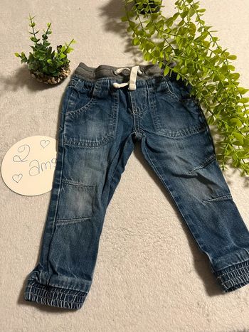 Très beau pantalon jean petit garçon