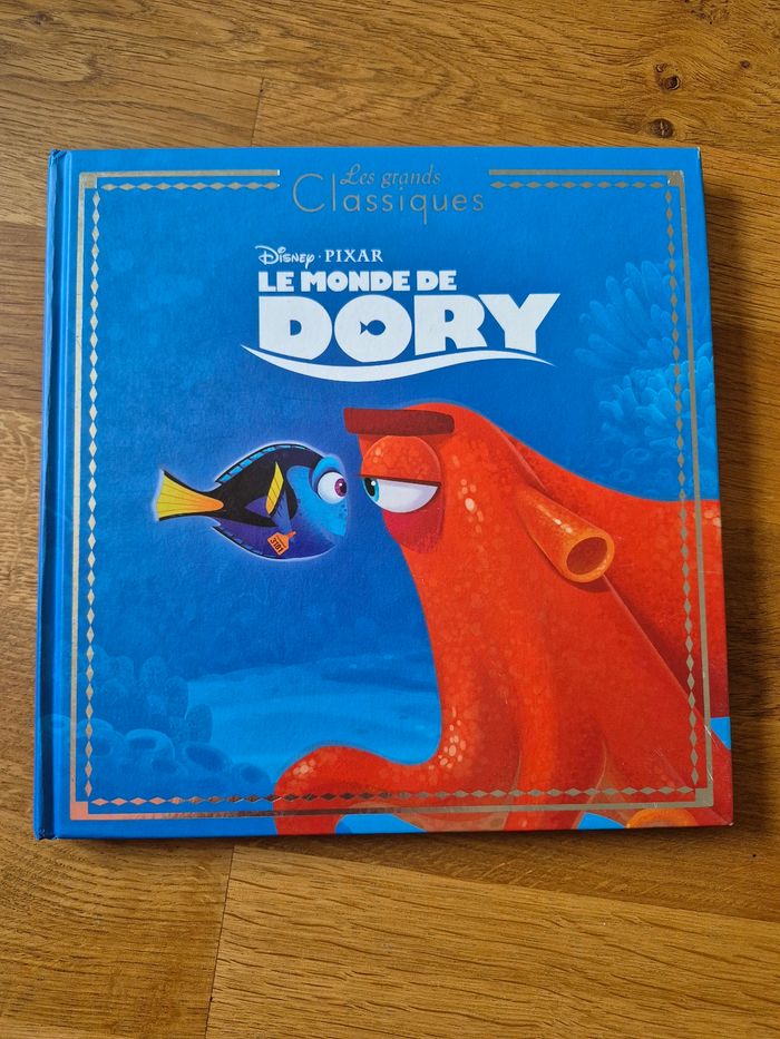 Livre le monde de Dory