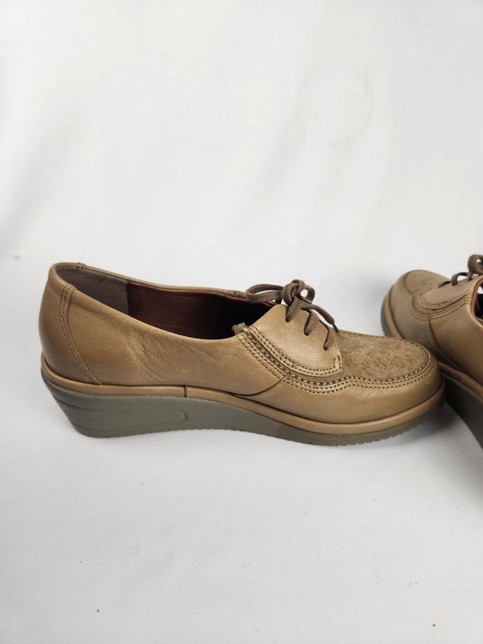 Chaussures Mephisto Femme Cuir Beige Compensées Pointure 37 US 6.5 à Lacets - photo numéro 5