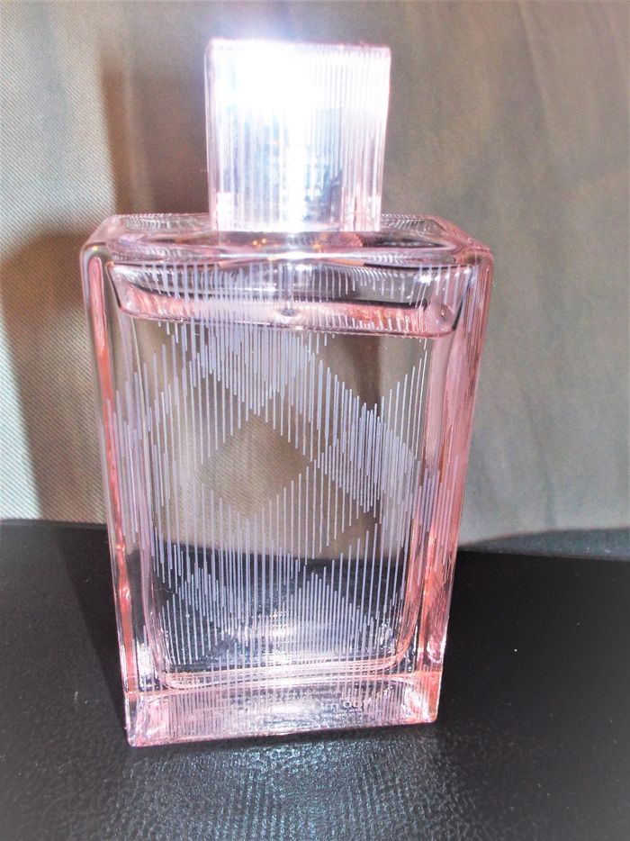 Parfum pour Femme Burberry "Brit" - photo numéro 4