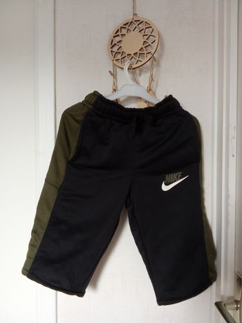 Short garçon Nike 8-10 ans sport, noir, kaki