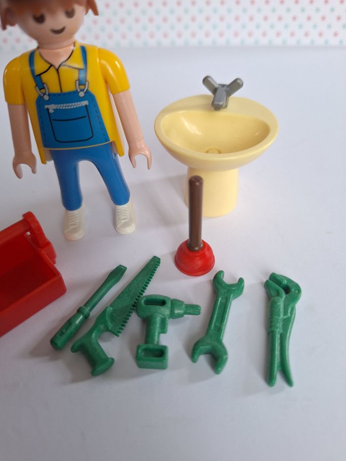 Figurine Playmobil  Spécial  le plombier - photo numéro 2