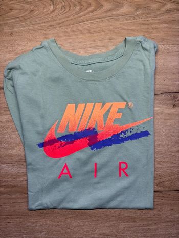 T-shirt Nike
