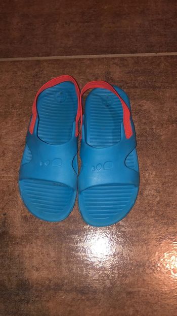 Claquettes piscine