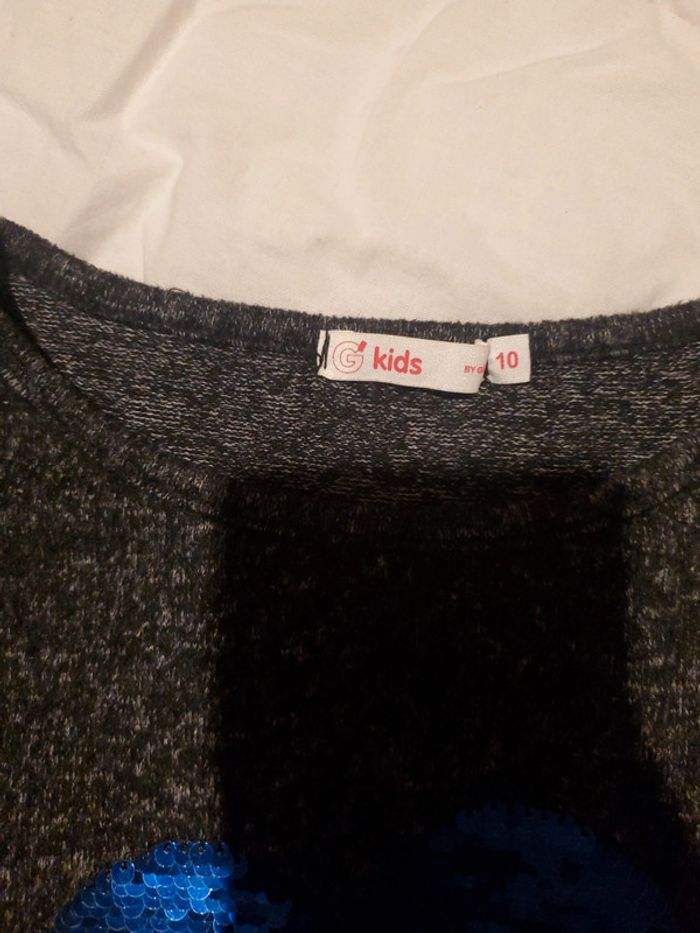 Pull élégant à sequins réversibles - photo numéro 3