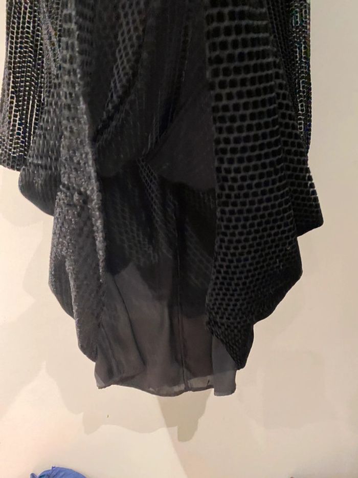 Claudie Pierlot, robe noire blanche plumetis chic - photo numéro 16