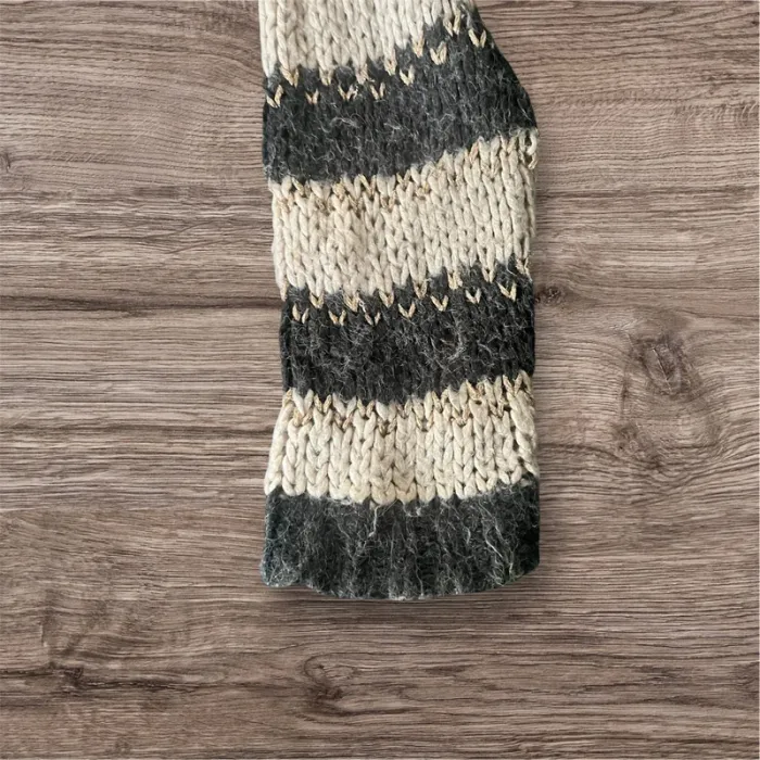 pull en maille rayé gris et blanc avec fils dorées taille unique - photo numéro 3