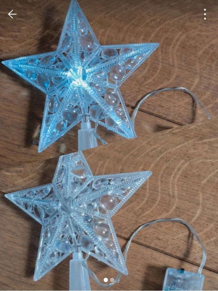 Etoile de Noël led  a pile