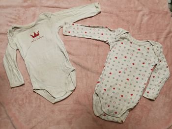 Lot 2 bodies ML mixtes  24 mois