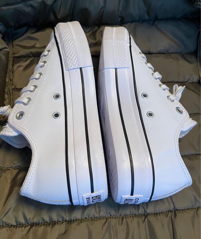 Converse blanche basse en 39 / cuir véritable - photo numéro 6