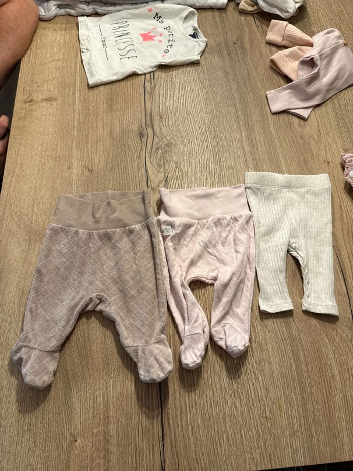 Lot pantalon naissance / 1 mois