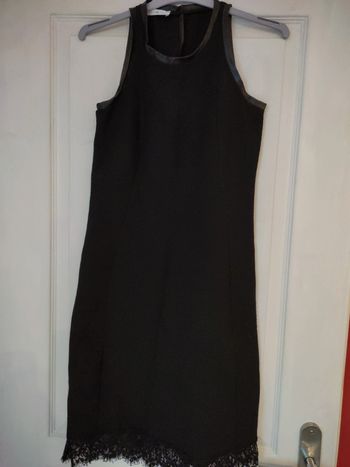 Robe noire cache-cache