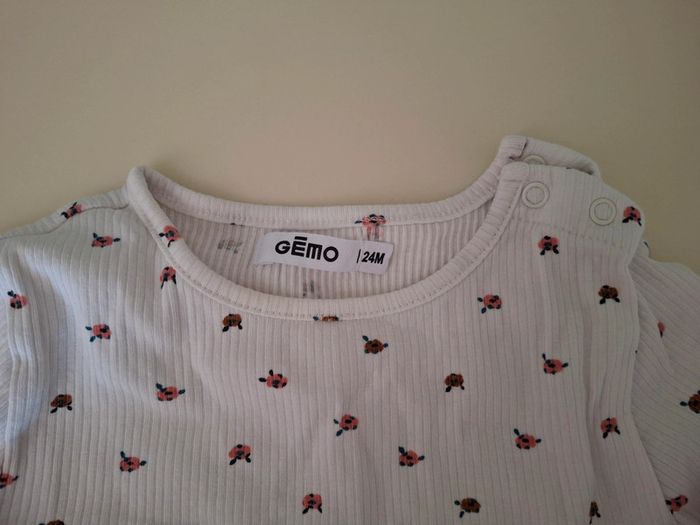 T-shirt manches longues bébé fille - photo numéro 2