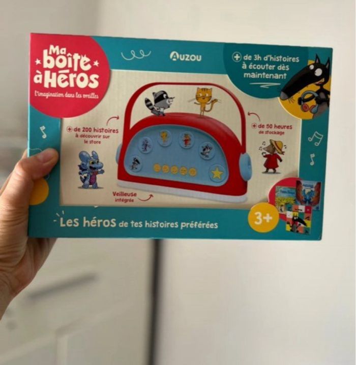 Auzou ma boîte à héros , ma boîte à histoires . Neuve