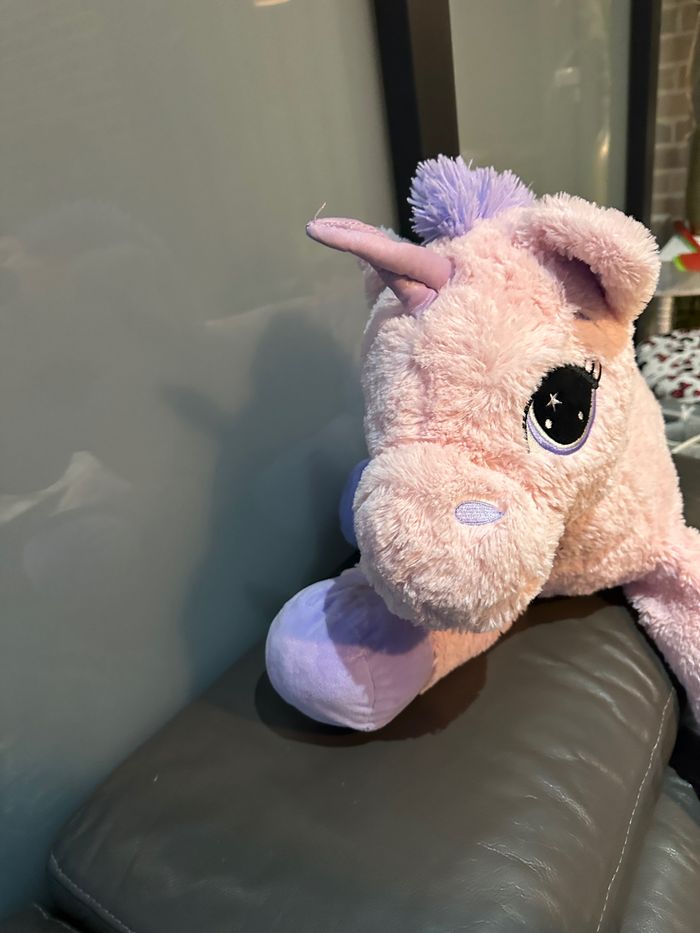 Grande peluche licorne état impeccable - photo numéro 3