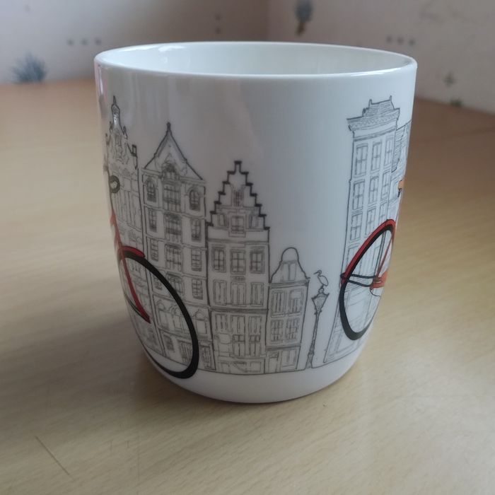 Grande tasse neuve - photo numéro 4