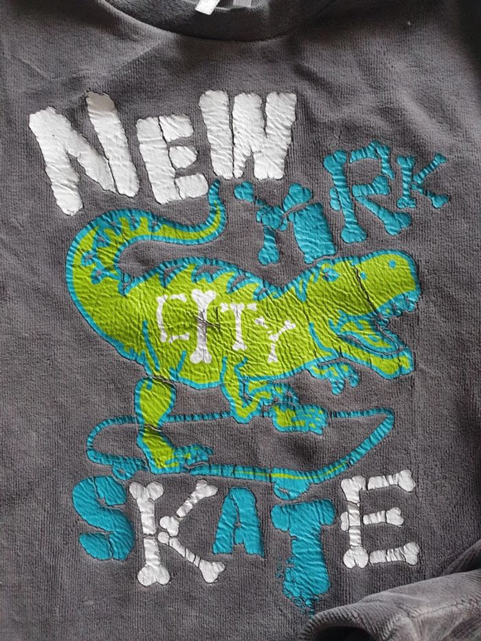 Pyjama dinosaure - photo numéro 2