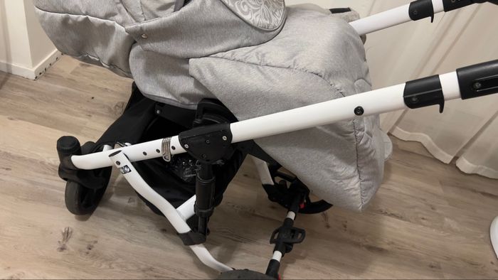 Poussette 2-en-1 avec nacelle et assise - photo numéro 10