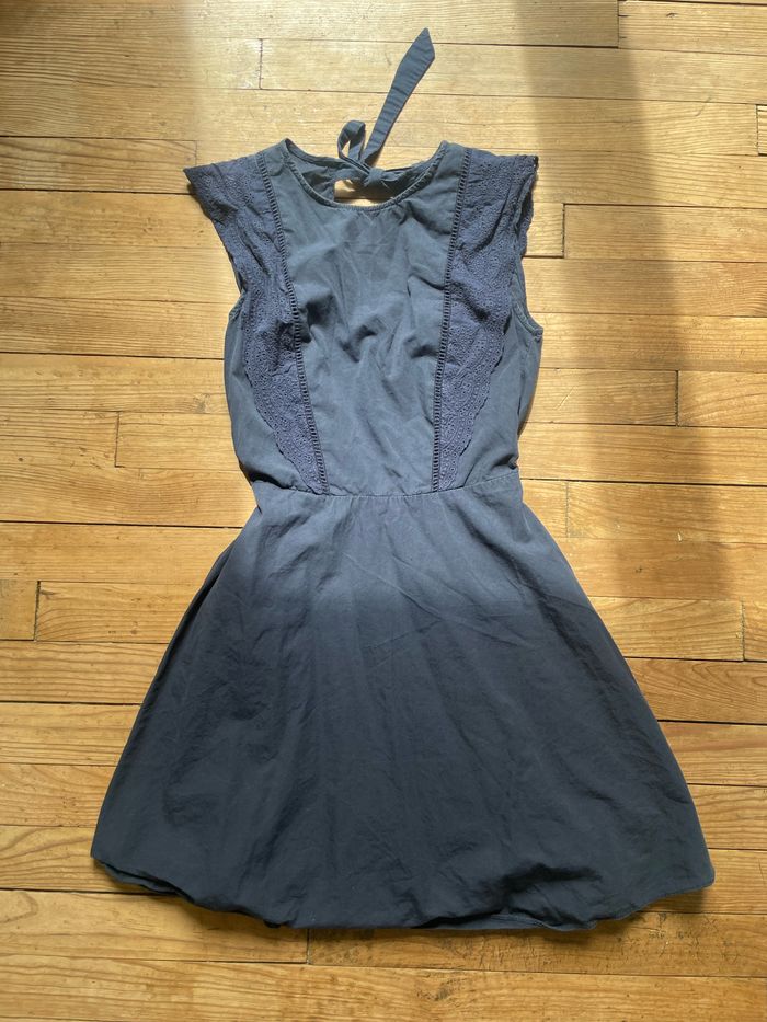 Robe dos nu