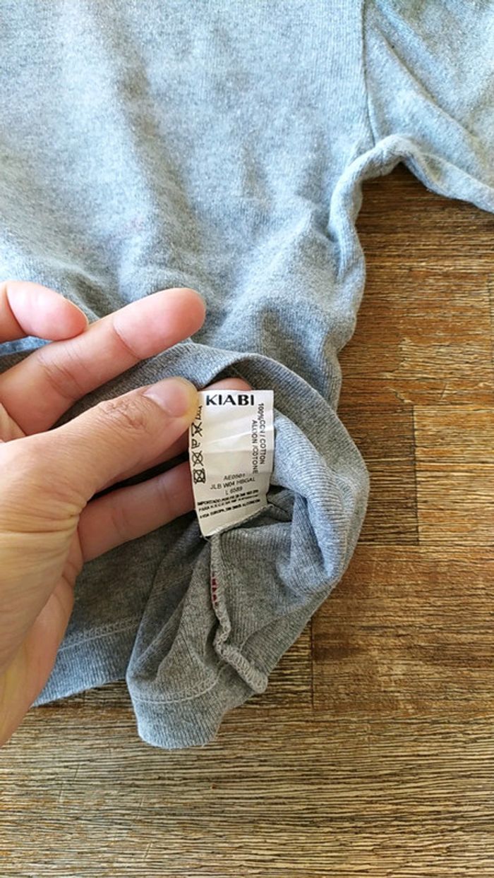 Lot tee shirt col roulé/Kiabi/ 24 mois - photo numéro 3