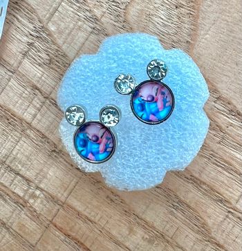 Jolie paire de boucles d’oreilles stitch neuves puce d’oreilles Disney Angèle