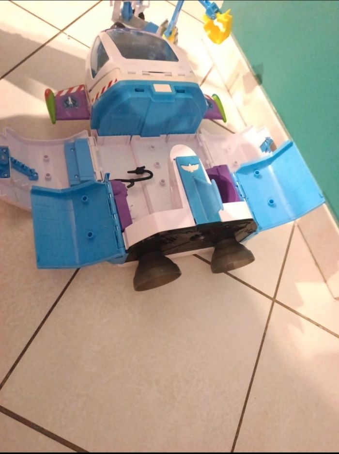 Buzz l'éclair toy Story - photo numéro 5