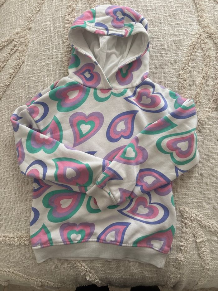 Sweat avec capuche 8/9 ans  Primark