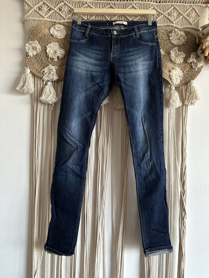 Super Skinny 710 Levi's NEUF - photo numéro 4