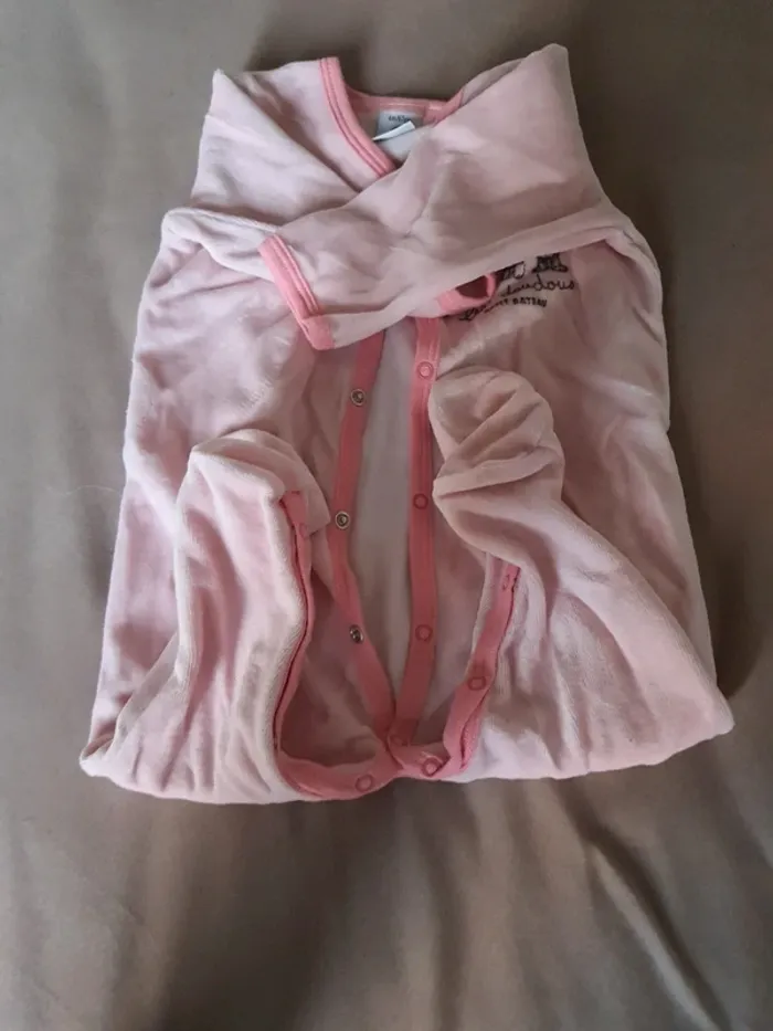 Pyjama - photo numéro 4