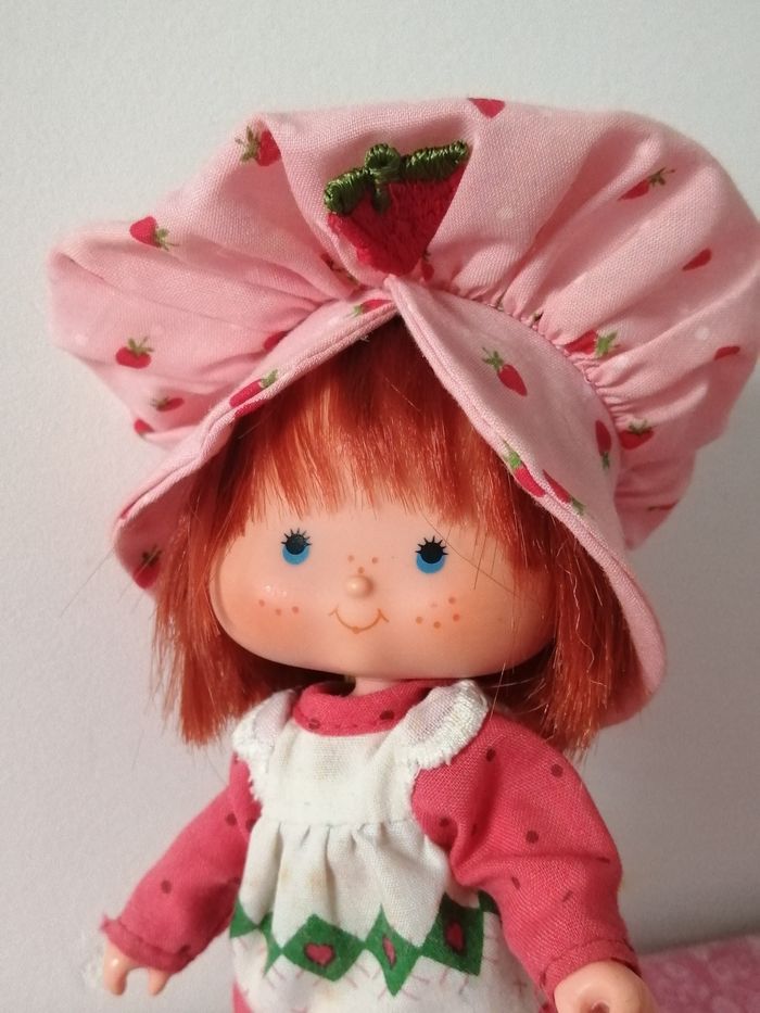 Poupée Charlotte aux fraises vintage - photo numéro 5