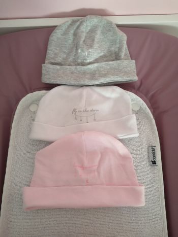 Lot 3 bonnets coton