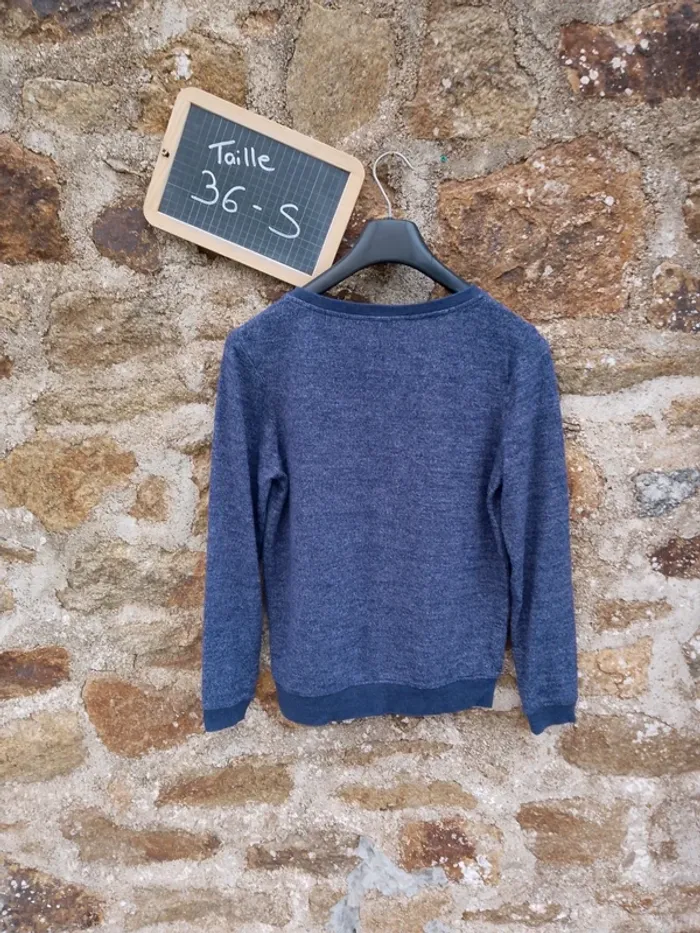 Pull léger taille S - photo numéro 3