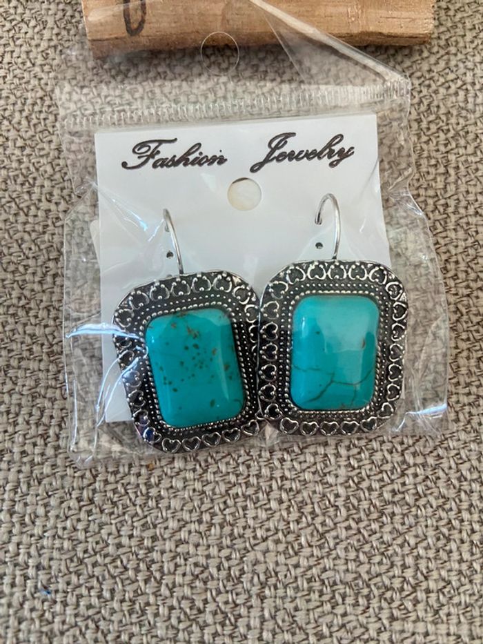 Boucles d'Oreilles Fantaisie Rectangulaires Turquoise - photo numéro 2