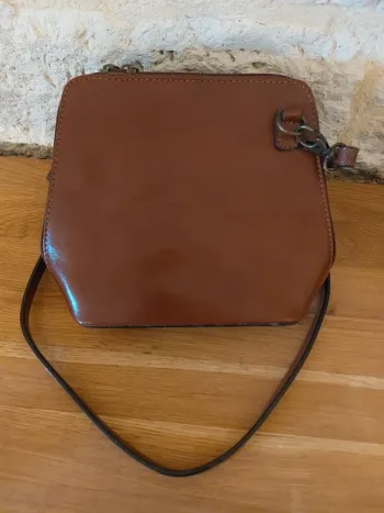 Petit sac bandoullière en cuir
