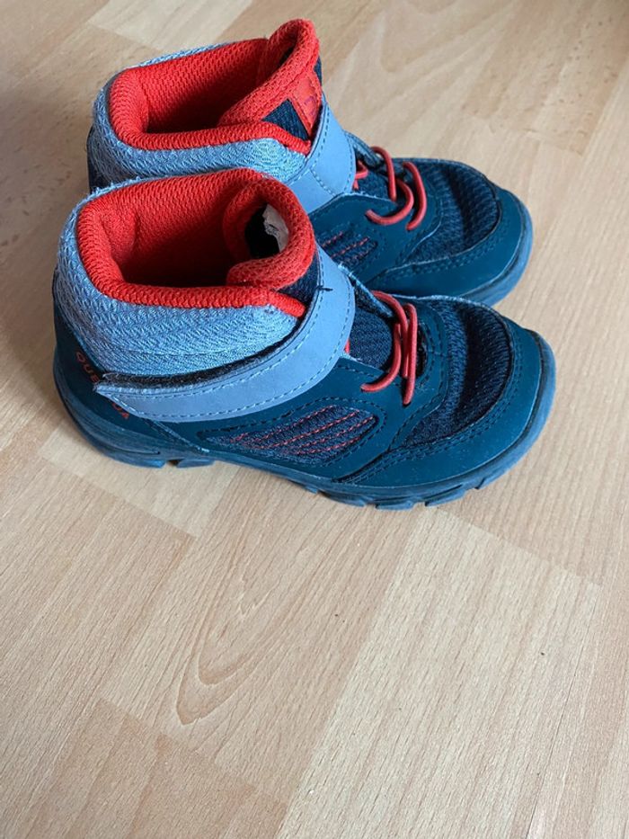 Chaussures / bottines Quechua Taille 25 - photo numéro 2
