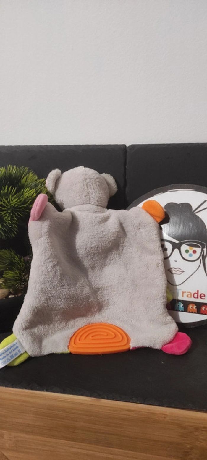 Babysun Holiday doudou ours rose orange vert gris bouton dentition - photo numéro 2