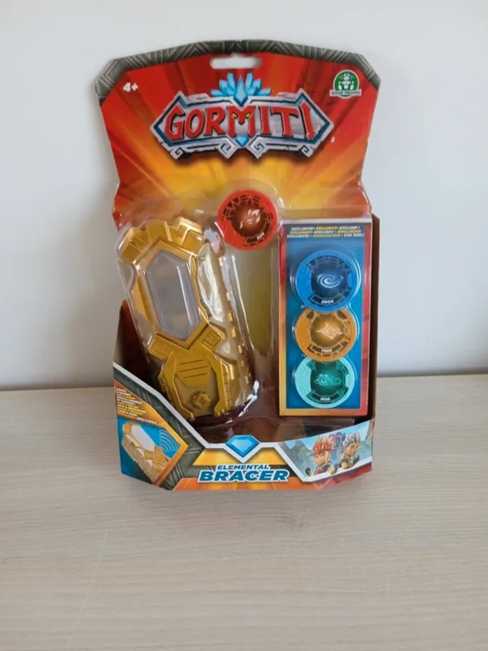 Bracelet des éléments Gormiti neuf